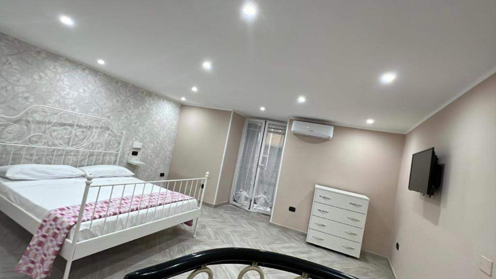 La Dimora Di Vittoria Apartment Napoli Bagian luar foto