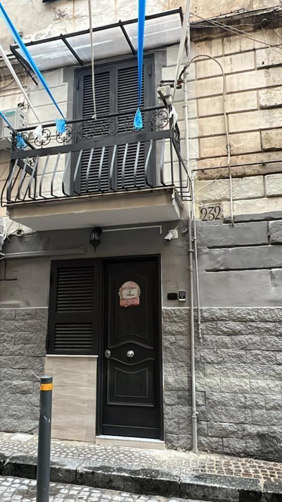 La Dimora Di Vittoria Apartment Napoli Bagian luar foto